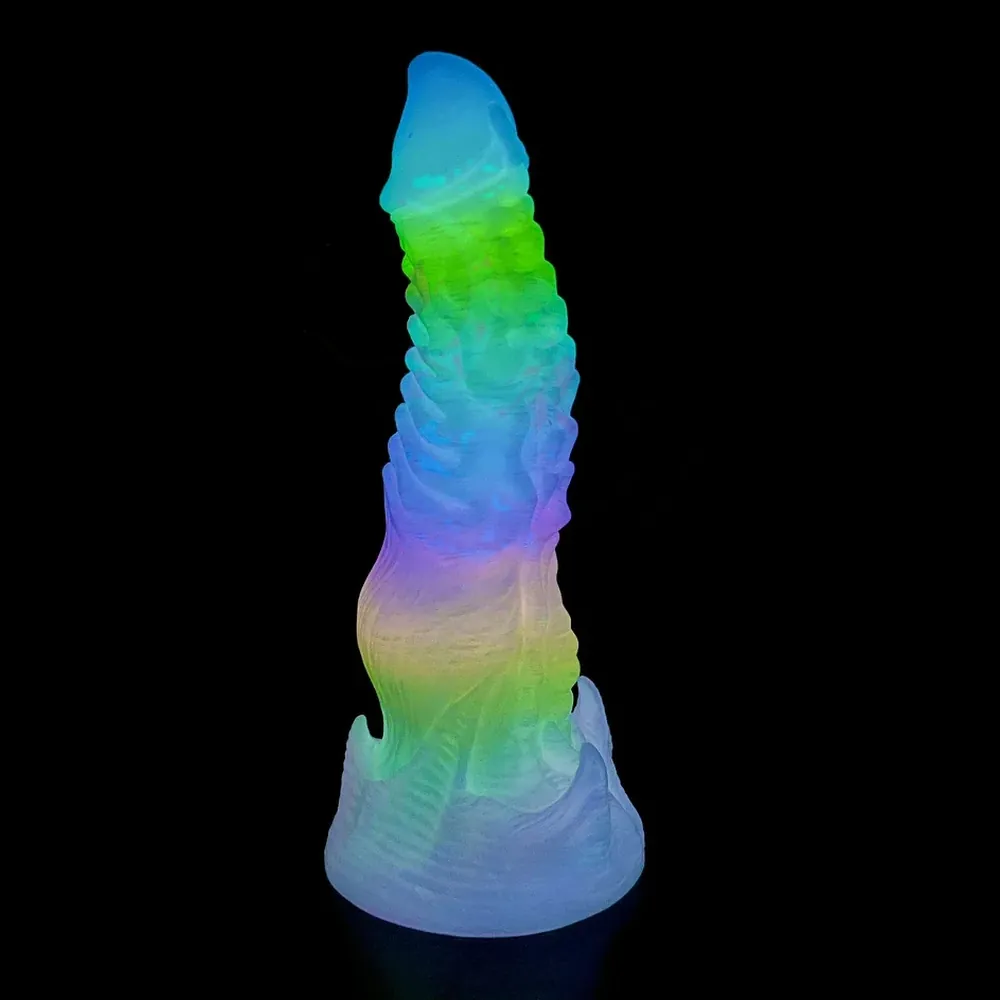 XXL fantasy dildo Aurora Glow Vibe, Model 3
